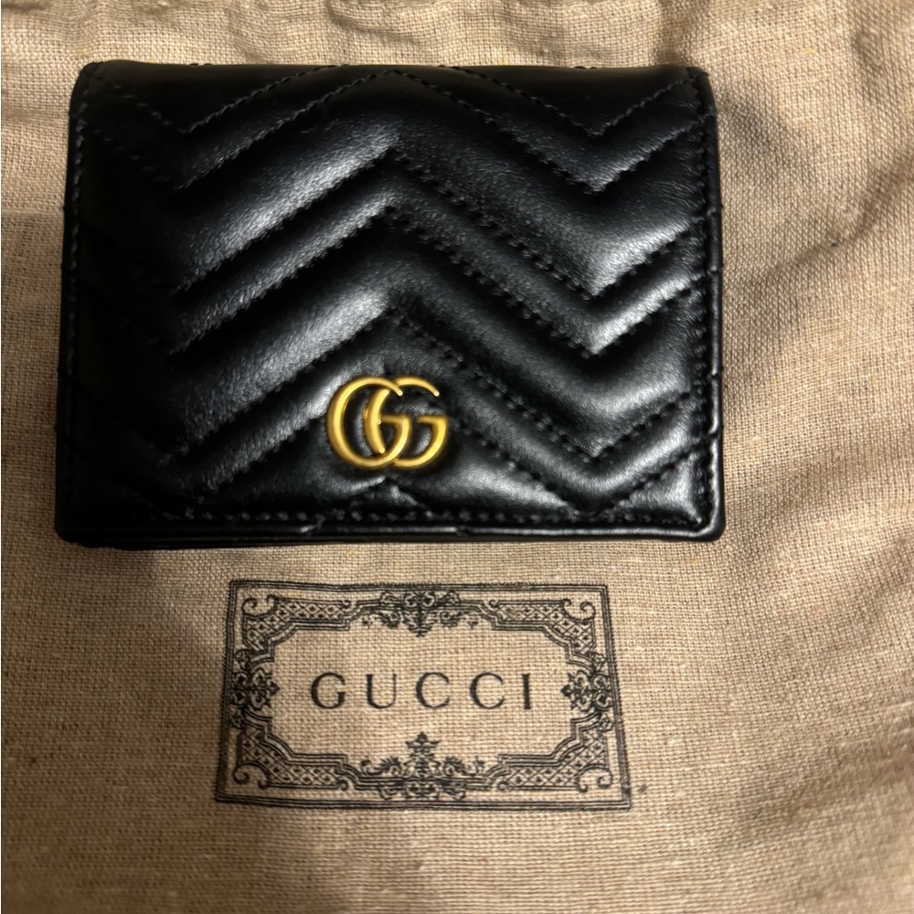 Like New. Used Only Once Or Twice. Authentic - image 2